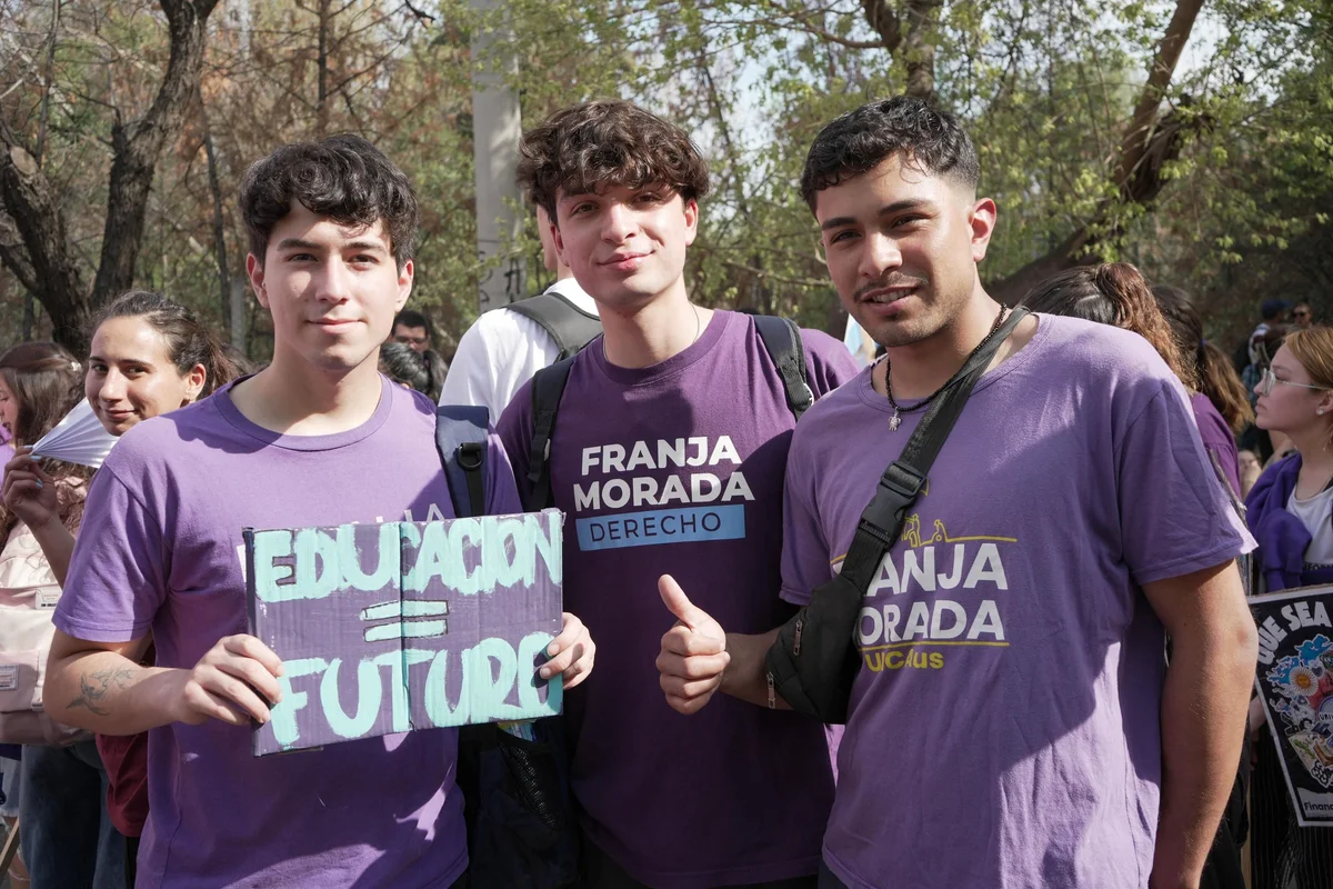 Marcha Universitario - Universidad Pública - Estudiantes - Universitarios (7)