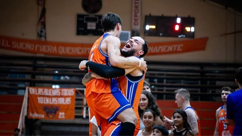 Rivadavia B&aacute;squet est&aacute; 5&deg; a tres fechas del final de la fase regular.