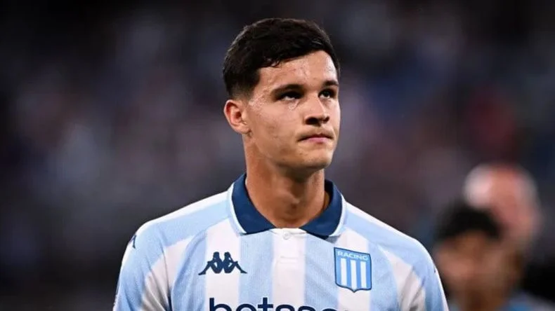 Valentín Carboni se rompió los cruzados.