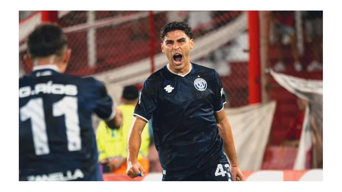 Independiente Rivadavia lo dio vuelta, derrotó a Huracán y los mira a todos desde arriba