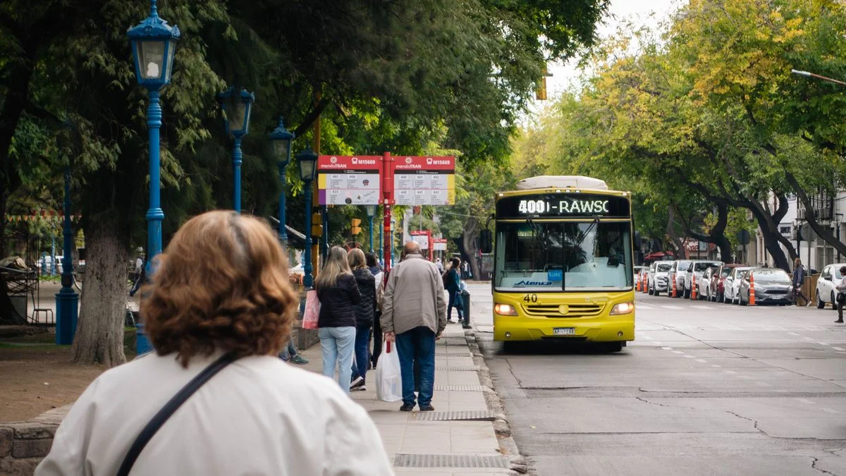 Pagás, subís y viajás: así es el nuevo sistema con QR en el transporte de Mendoza