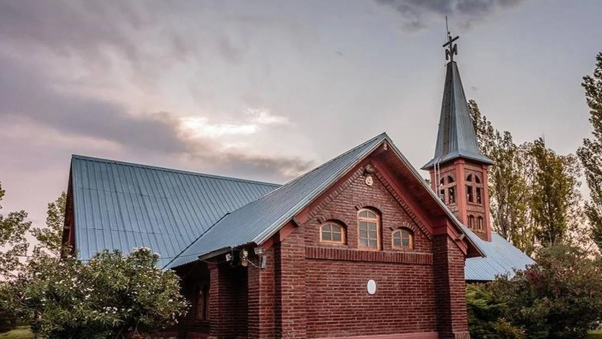 Cura atacado en la Franja de Gaza: sus años en una polémica iglesia de San Rafael