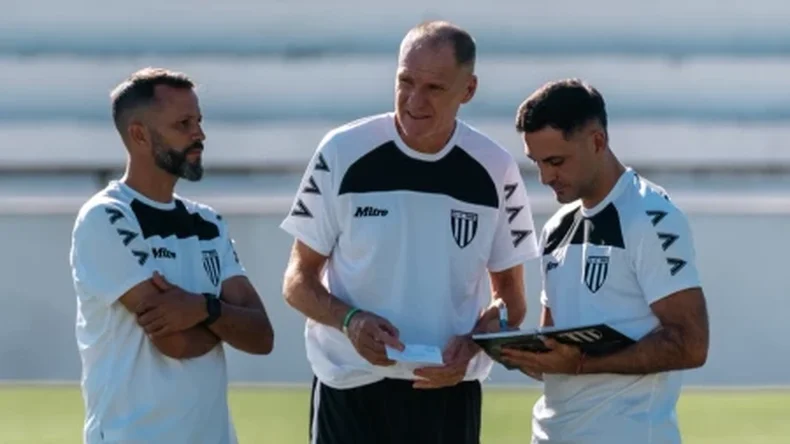 Darío Franco y la enfermería de Gimnasia, los problemas en la recta final del Apertura.
