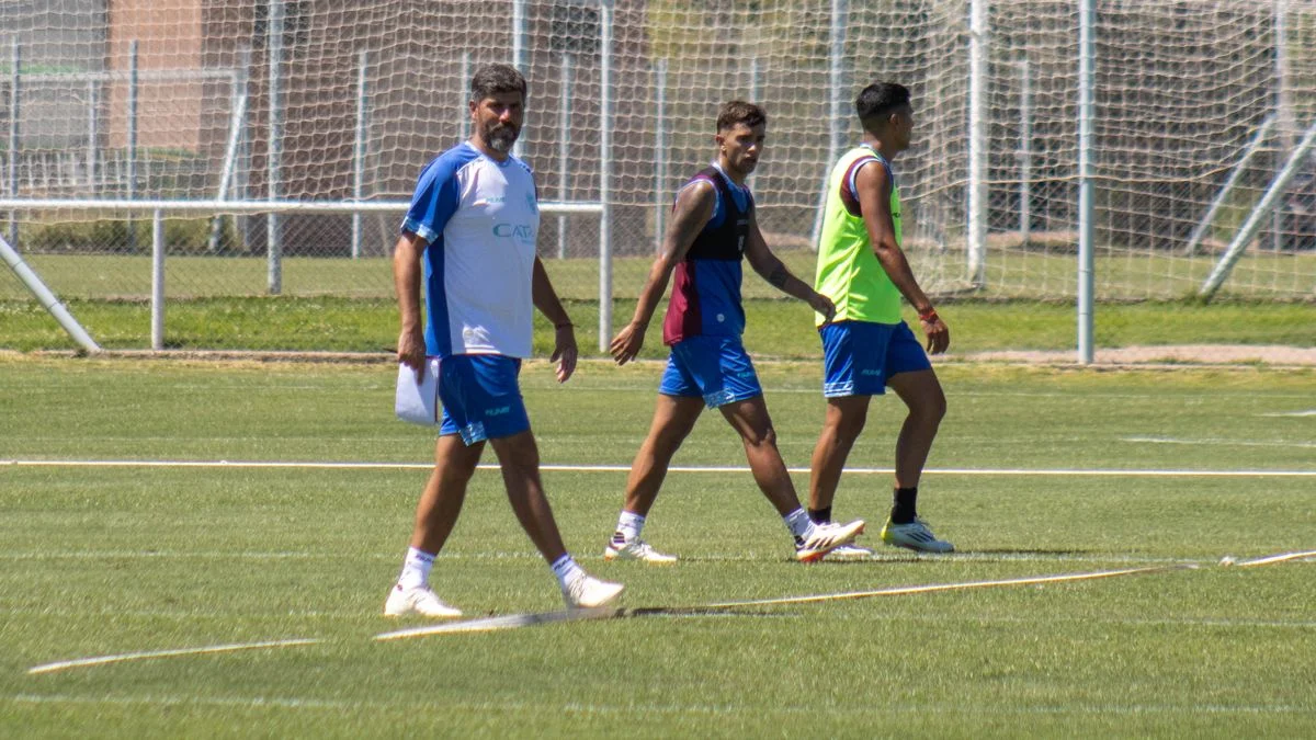 Godoy Cruz: los cuatro futbolistas "borrados" por Ernesto Pedernera