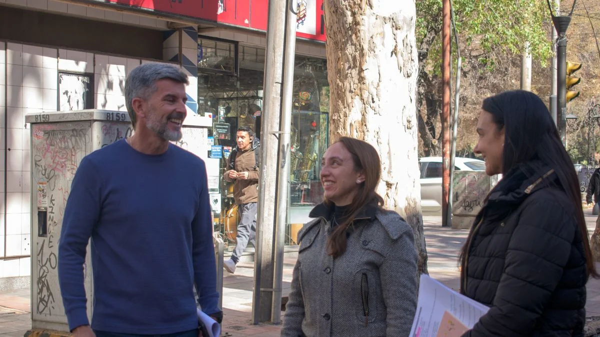 Ulpiano Suárez recorrió las obras sobre calle Montevideo: hasta cuándo estará cortada