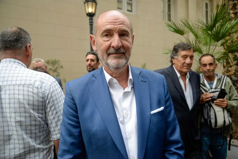 Mendoza le pidió a Milei tasa cero para el mosto y más impuestos para el azúcar: a la guerra contra Tucumán