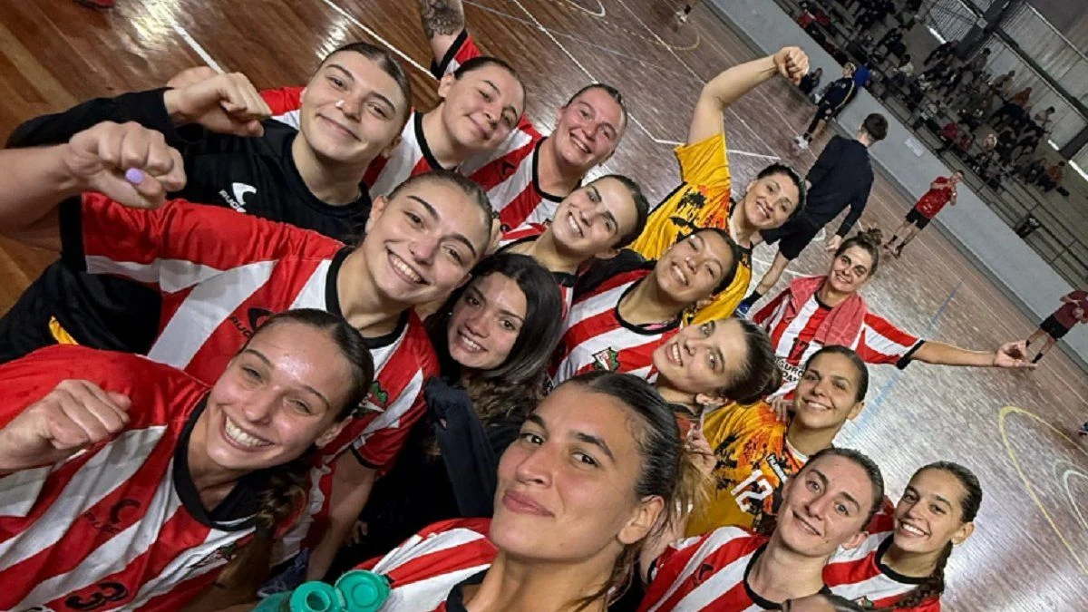 Acoso sexual: un plantel femenino de Estudiantes denunció que las filmaron mientras se bañaban