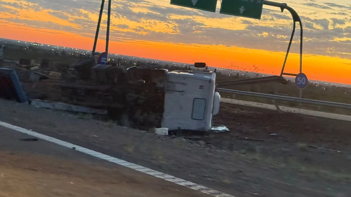 Variante Palmira: accidente entre dos camiones provocó complicaciones en el tránsito