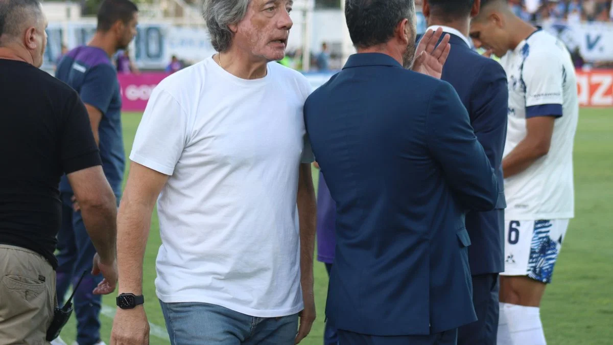 "Nos superan": el lamento del presidente de Godoy Cruz tras la suspensión del partido