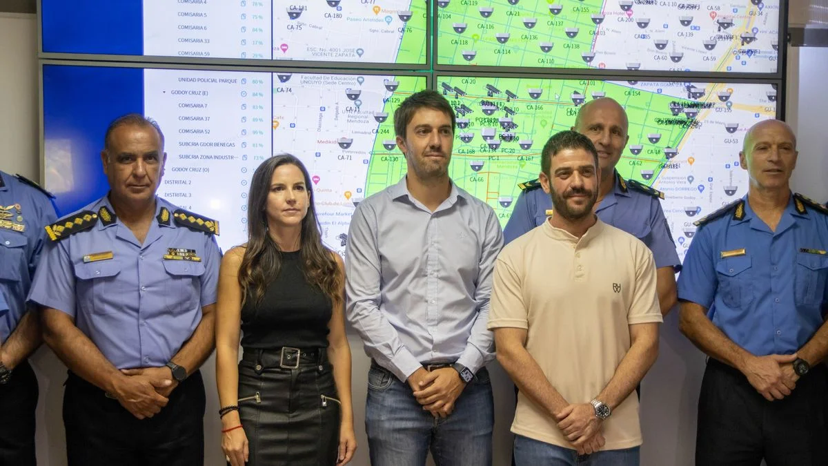 Rus presentó un sistema de patrullaje que posibilita el monitoreo "en tiempo real" de recorridos policiales