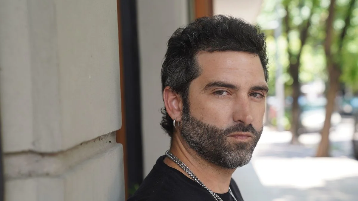 Investigan al psicólogo influencer "Doctor Chinaski" por posible apología al abuso sexual