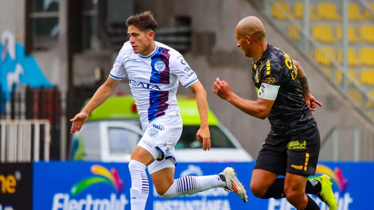 Godoy Cruz lo dio vuelta, le ganó a Coquimbo Unido y se despidió de Chile con una victoria