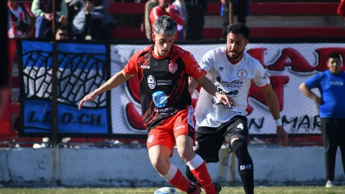 El agitado mercado de pases de los equipos mendocinos en el Federal A