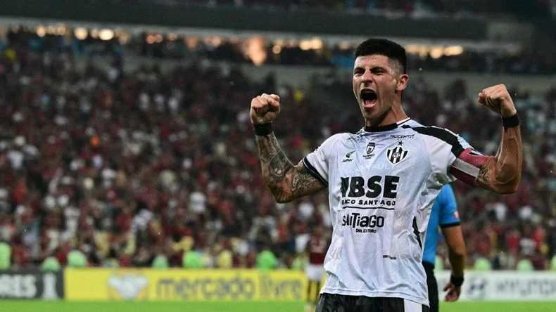 Jos&eacute; Florent&iacute;n, flamante refuerzo de la Lepra.