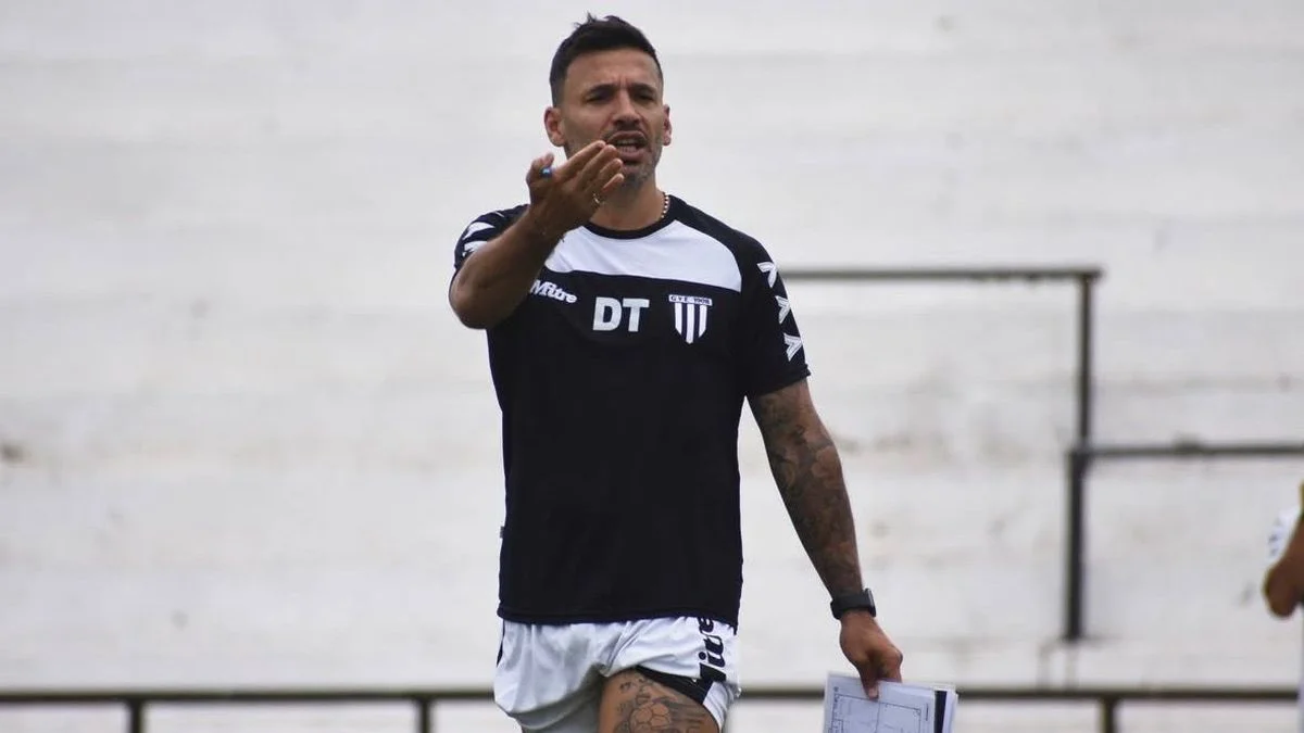 El delantero internacional que Gimnasia puede cerrar antes del debut