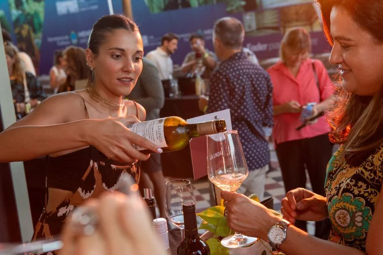 Dionisias Rosé 2025: una experiencia dedicada al vino, al arte y al protagonismo femenino