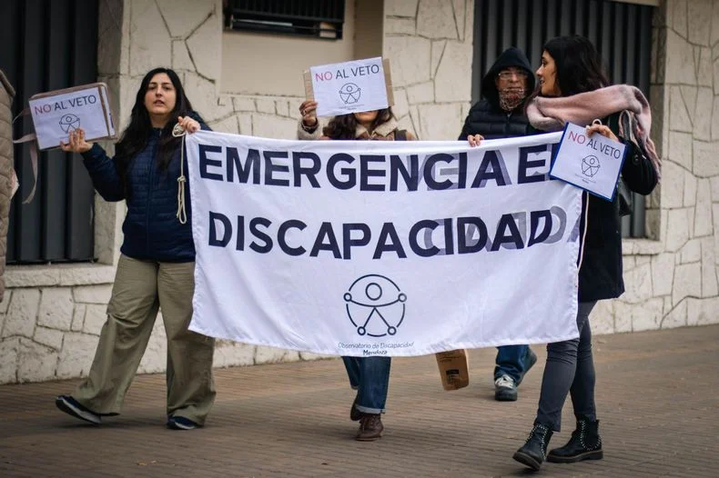 Prestadores exigen a legisladores por Mendoza que reviertan el veto a la ley de discapacidad
