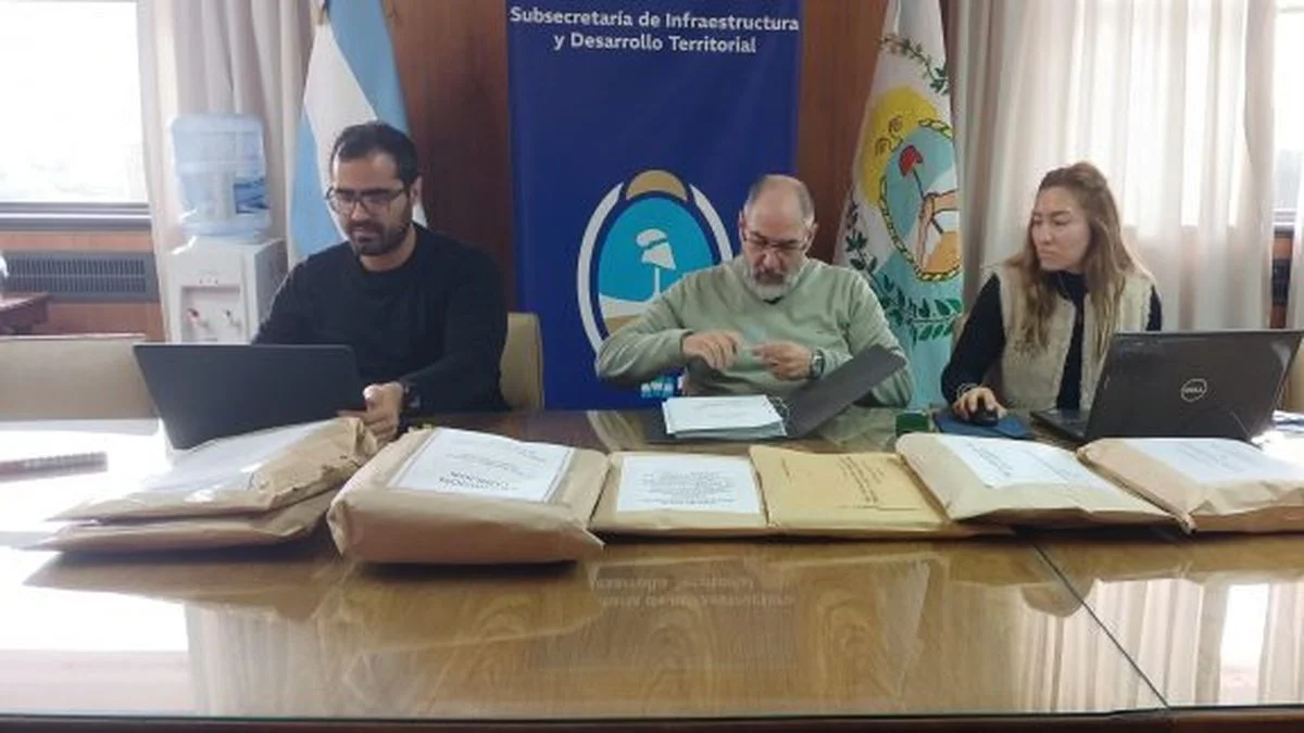 Seis empresas compiten para quedarse con la obra de una escuela en San Martín