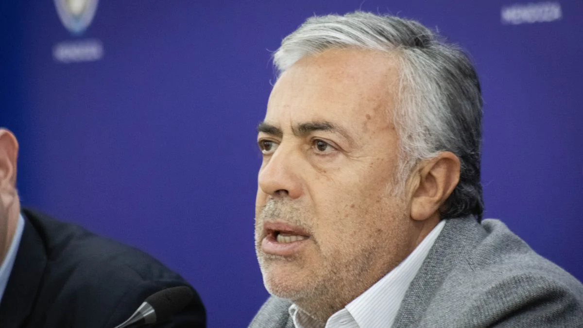 La caja de Alfredo Cornejo: Javier Milei desaceleró la motosierra y mandó más plata en febrero