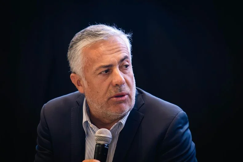 Alfredo Cornejo fue anfitrión de la Mesa del Cobre en la Bolsa de Comercio. 
