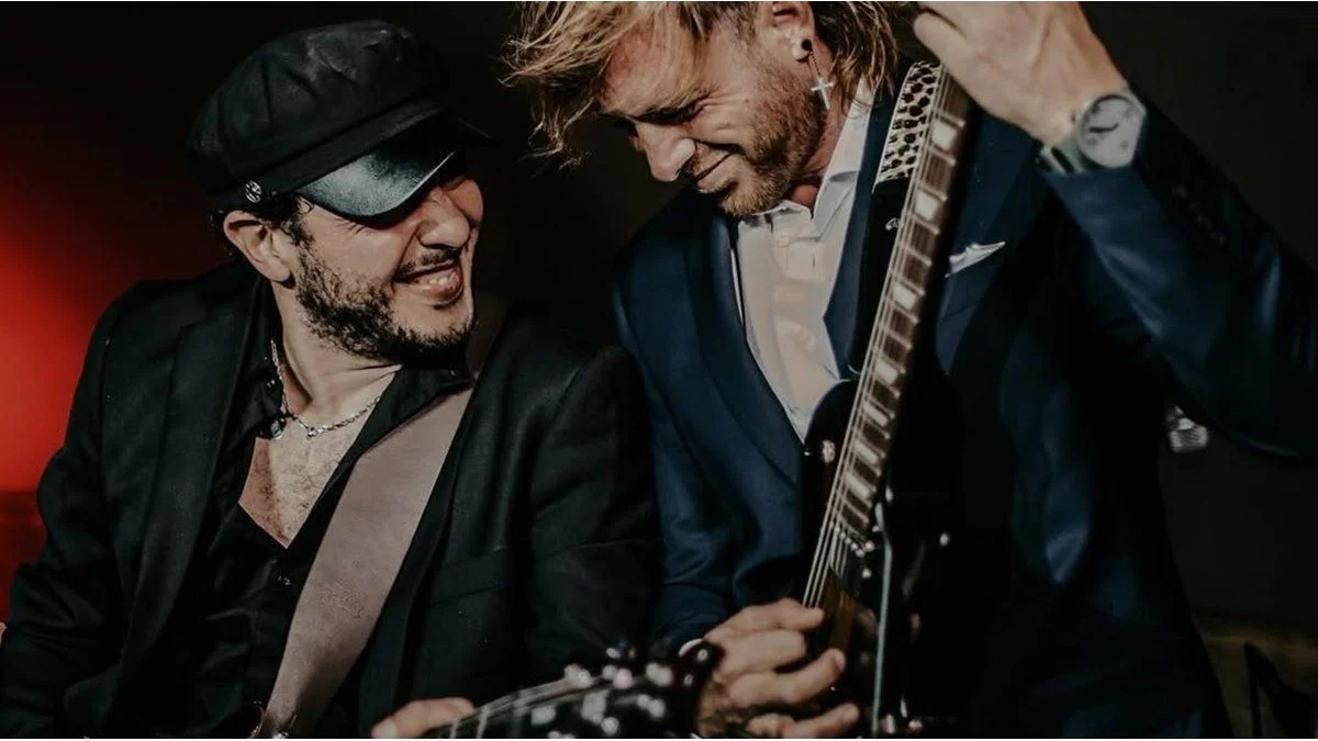 Rulo Fimiani en un concierto íntimo e interactivo a puro rock y blues