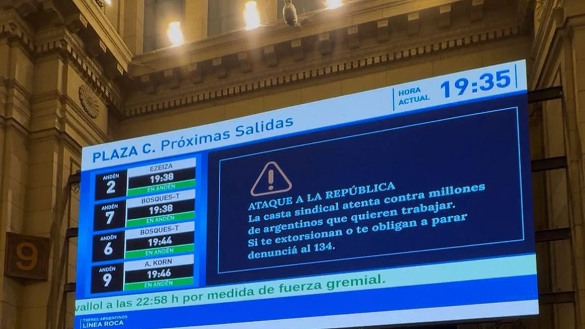 Milei usó las estaciones de trenes para atacar a la CGT: "La casta sindical atenta contra los argentinos"