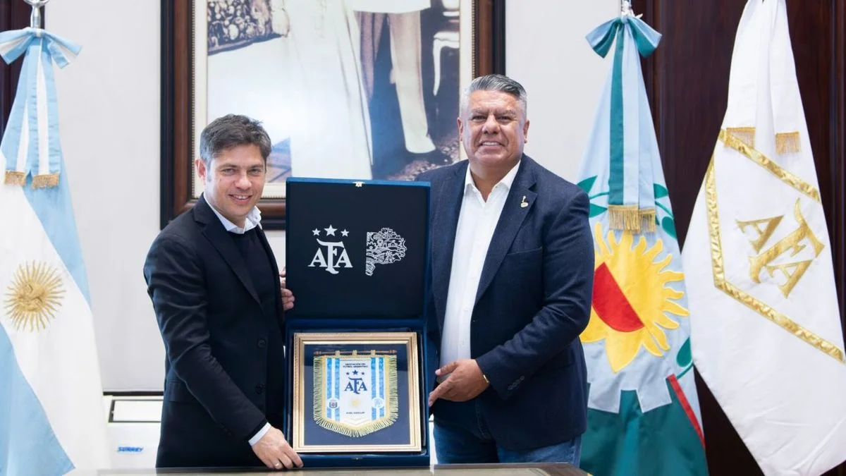 El mensaje de Chiqui Tapia a Axel Kicillof por la victoria oficialista en las elecciones de Buenos Aires