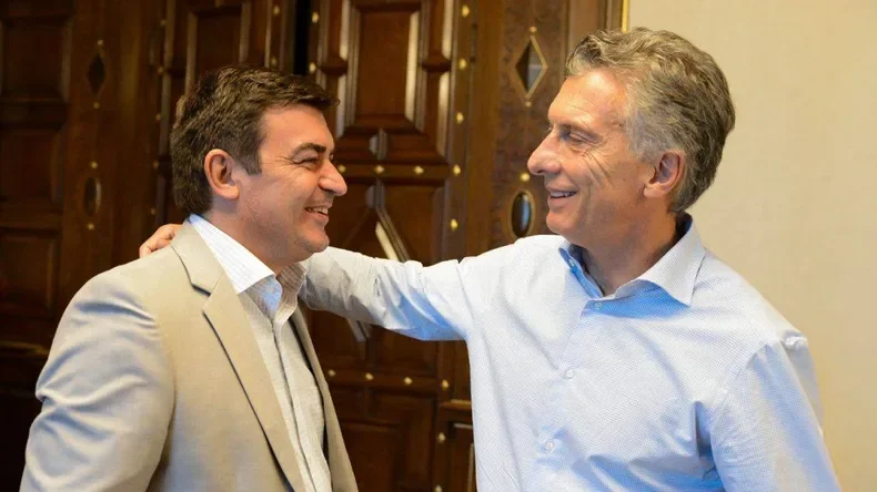 Omar De Marchi y Mauricio Macri. 