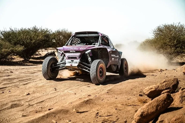 El auto que navega Bruno Jacomy en este Rally Dakar.