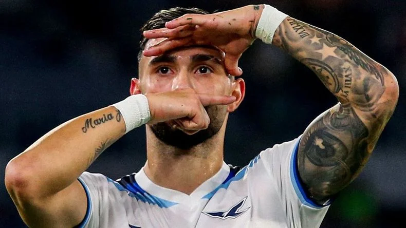 Valent&iacute;n Castellanos podr&iacute;a mudar sus goles al Flamengo.