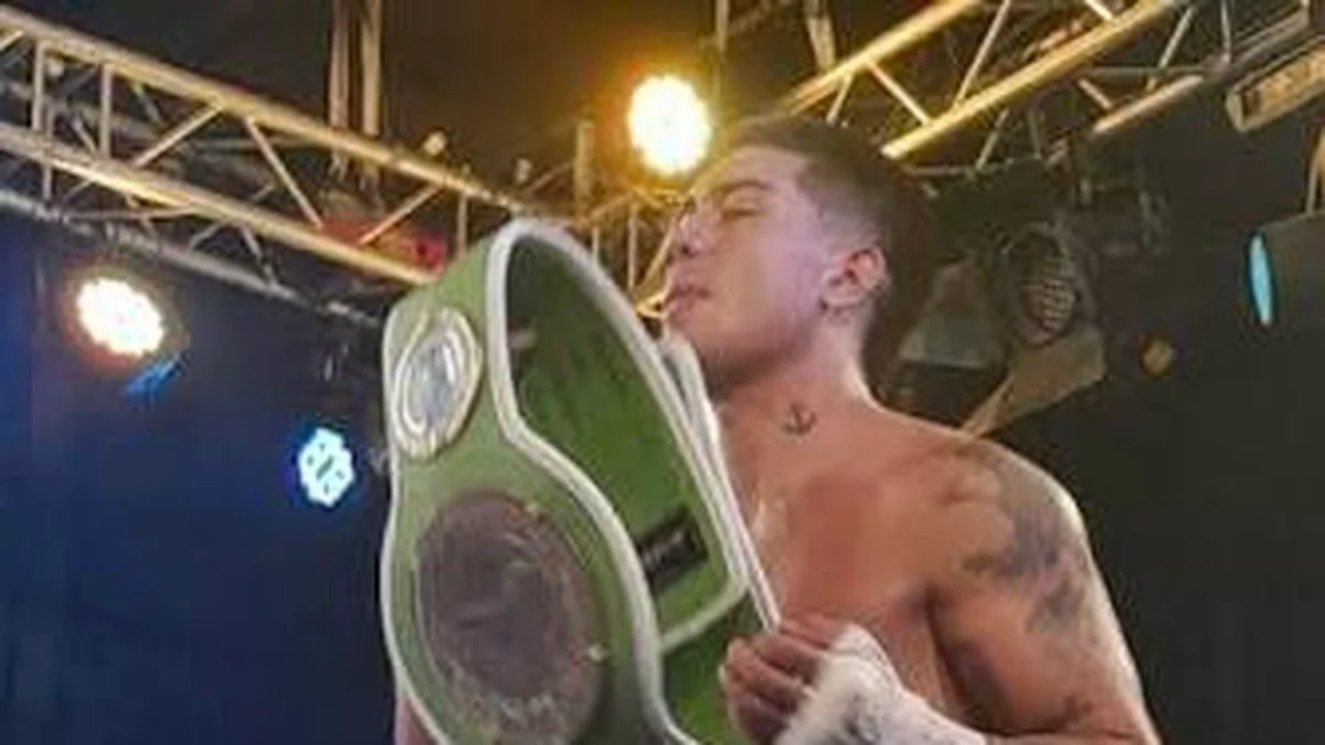 Un mendocino se colgó un cinturón sudamericano de boxeo en Buenos Aires