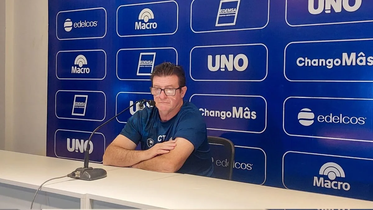 Los elogios de Alfredo Berti a sus jugadores tras la clasificiación de Independiente Rivadavia
