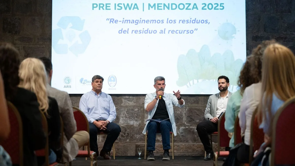 El Gobierno pidió hablar más de "economía y ambiente"