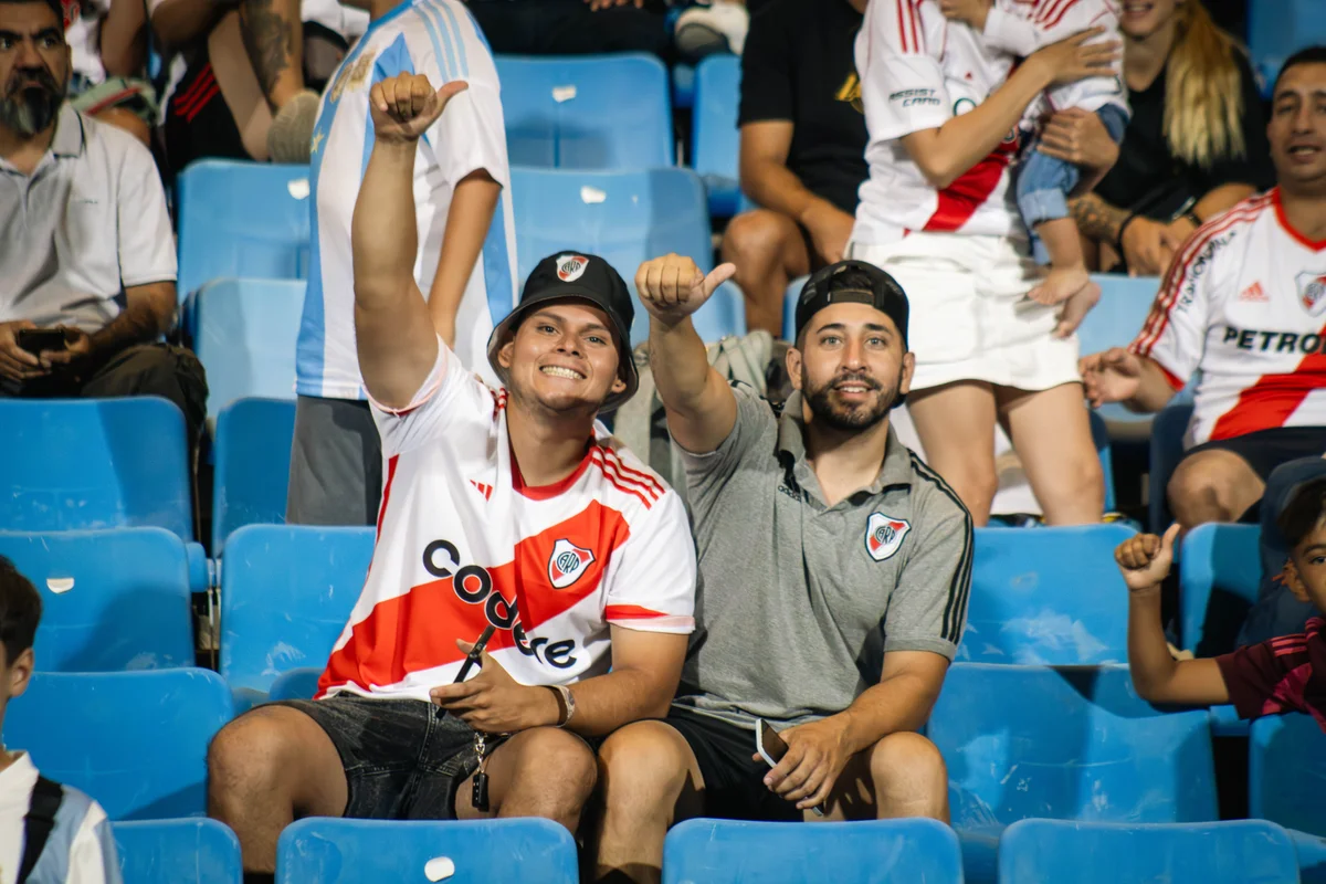 River - Hinchada - Malvinas Argentinas (7).jpg