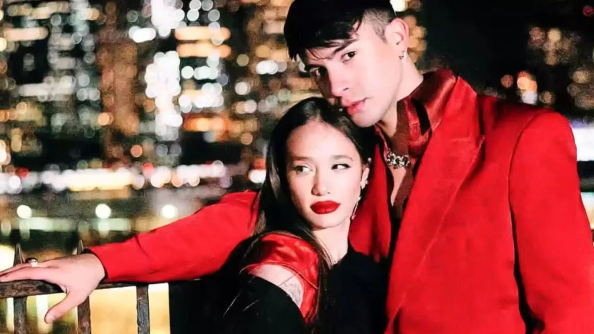Ángela Torres dijo que "quedó seca" por salir con Rusherking y el cantante le respondió
