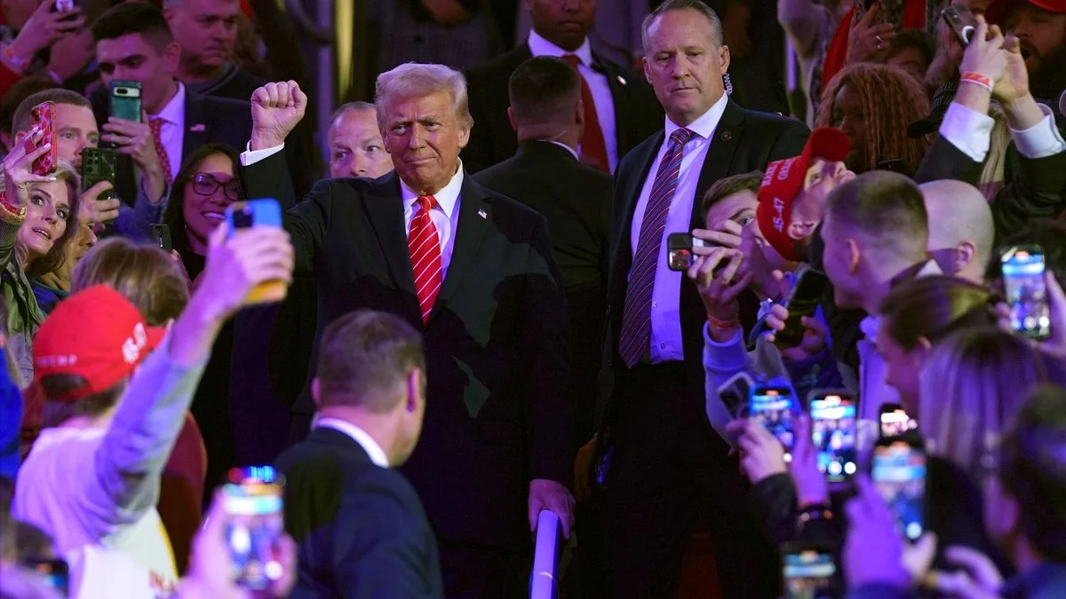 Donald Trump promete "recuperar el país" en su último acto antes de tomar posesión