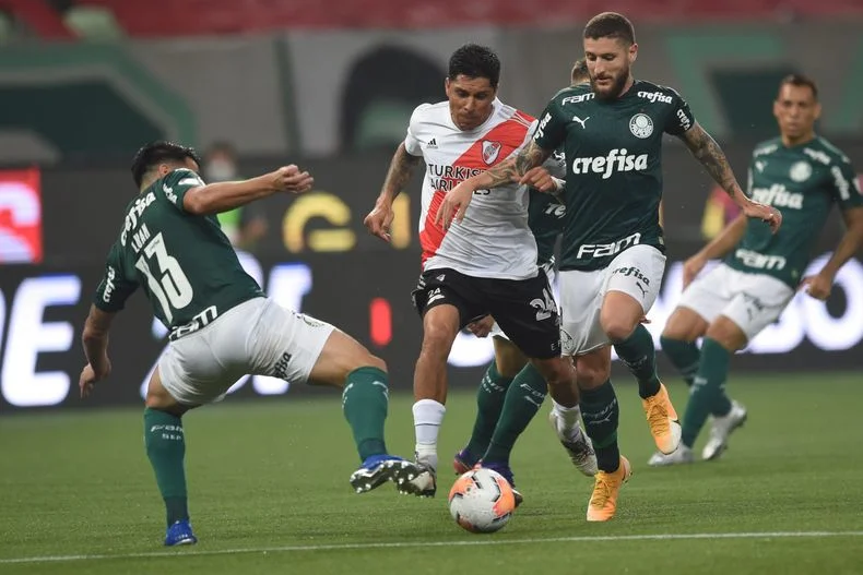 River y Palmeiras paralizan al continente.