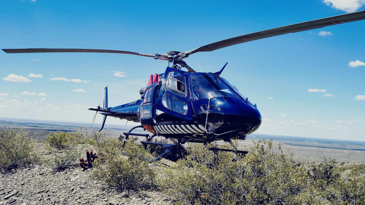 Rescataron en helicóptero a un hombre que cayó por un barranco con su cuatriciclo en Las Heras