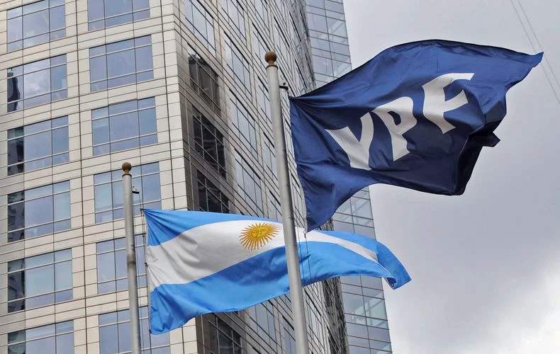 La petrolera ajust&oacute; sus valores en un dos por ciento.
