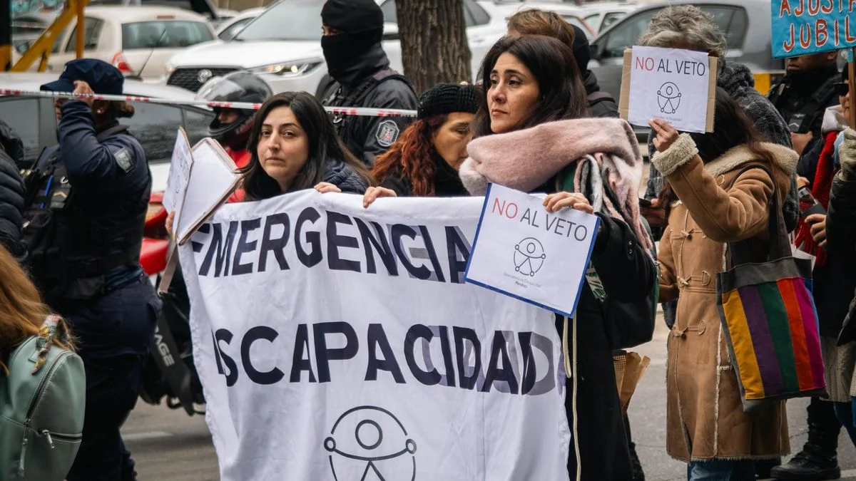 "¡Basta de crueldad!": personas con discapacidad vuelven a las calles por la ley que Milei dejó en un limbo