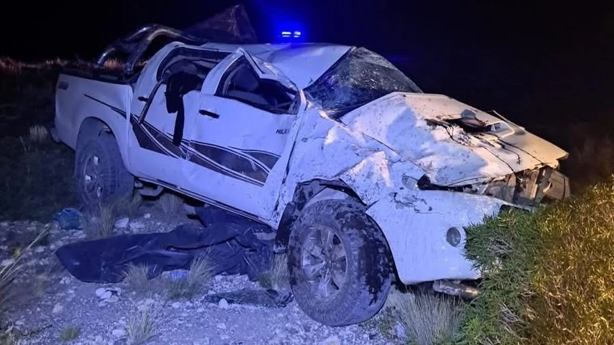 Una familia sufrió un vuelco en el sur: una mujer y un niño en grave estado