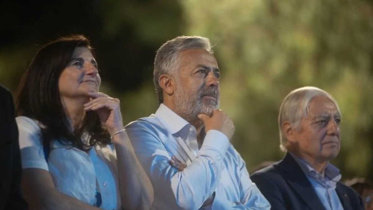 El Gobierno sale a vender a Mendoza como destino de lujo mientras la clase media se queda sin vacaciones