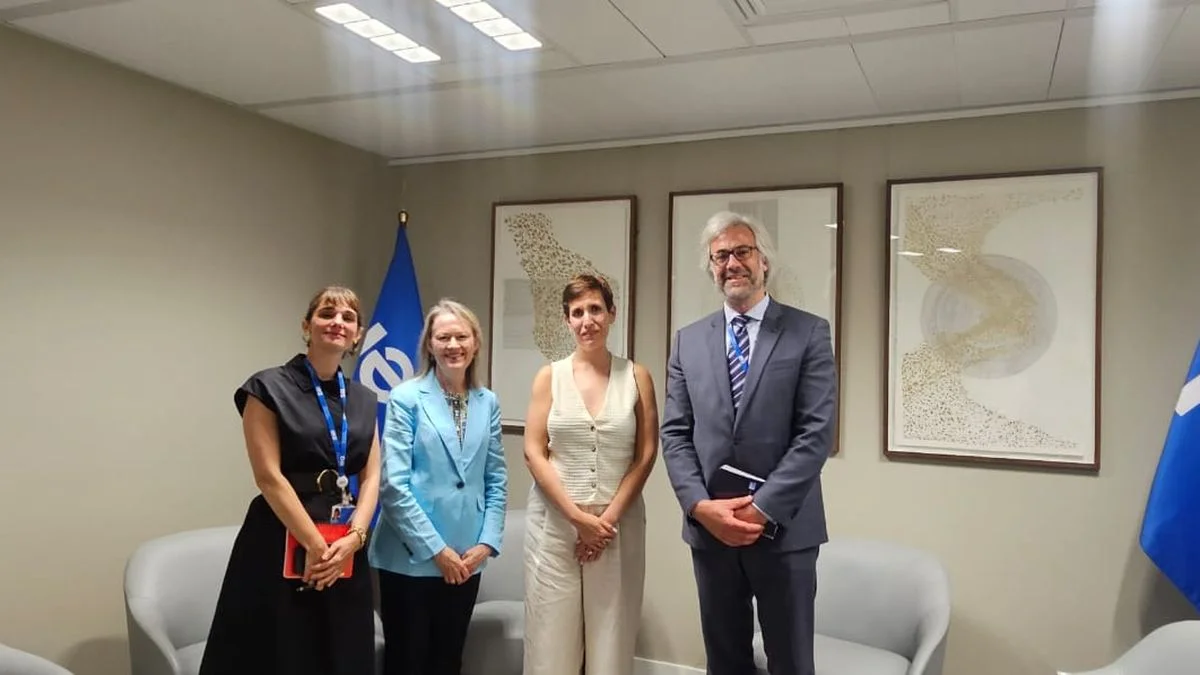 La ministra Jimena Latorre concluyó su participación en Francia: con quiénes se reunió