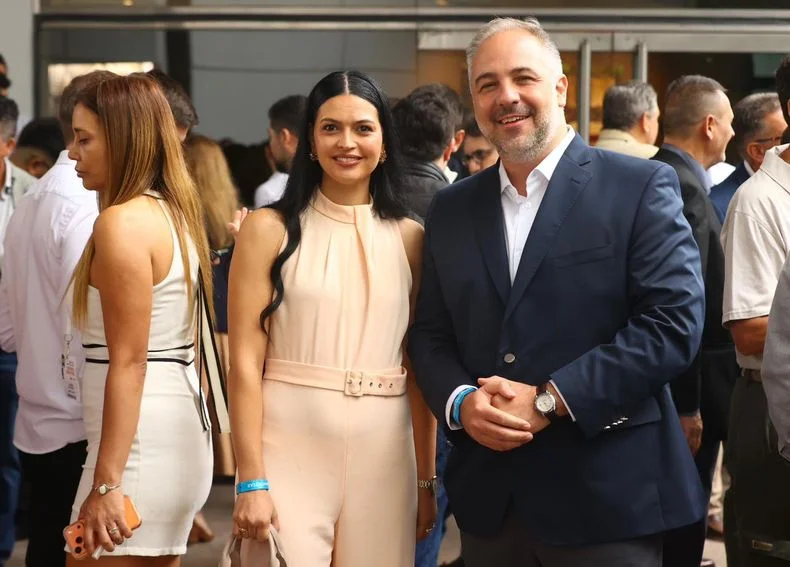 Flor Dest&eacute;fanis (Santa Rosa) y Mat&iacute;as Stevanato (Maip&uacute;) terminan sus mandatos en 2027 y no pueden ir por la reelecci&oacute;n.&nbsp;