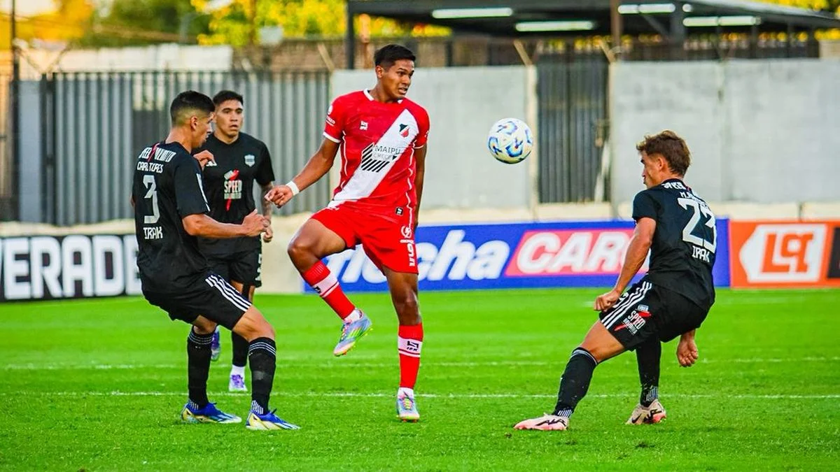Debut y eliminación: Deportivo Maipú cayó ante Riestra y se despidió de la Copa Argentina