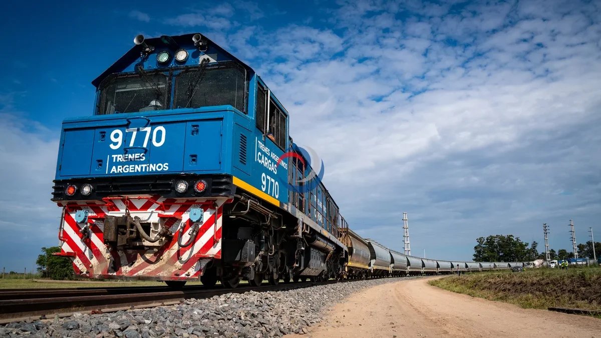 A punto caramelo el remate del Belgrano Cargas, el tren que Milei les prometió a las mineras en Nueva York
