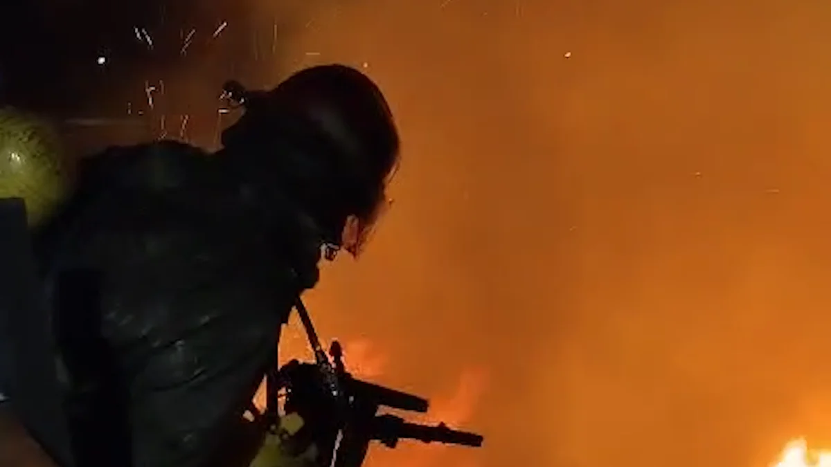 Video: voraz incendio en una casa de Las Heras fue sofocado por varias dotaciones de Bomberos