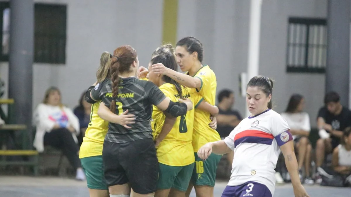 Fútbol de salón: Cementista arrancó con goleada la defensa del título del Apertura