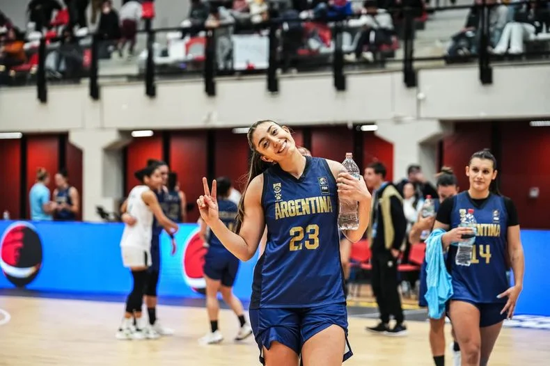 Victoria Gauna, la mendocina que integra la selección argentina de básquet femenino. 