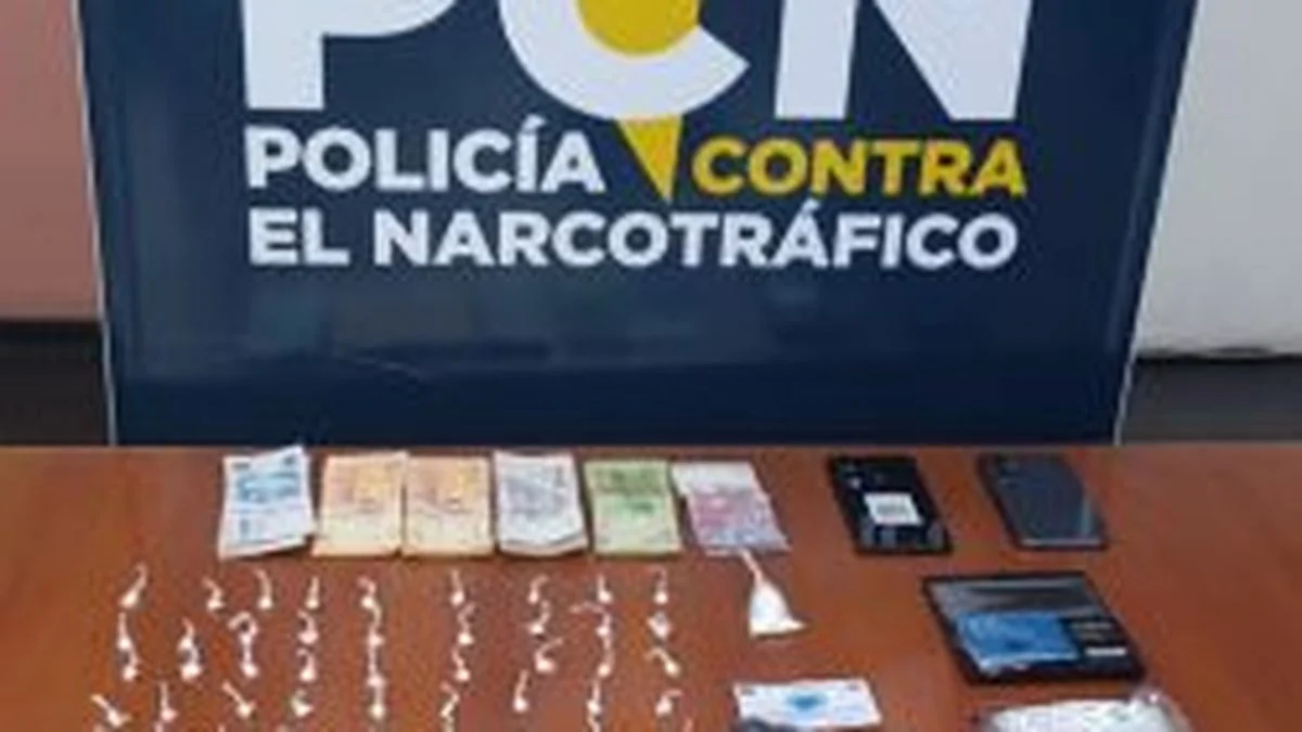 Desarticulan un "quiosquito" de droga y detienen a un joven en un barrio de la Ciudad de Mendoza